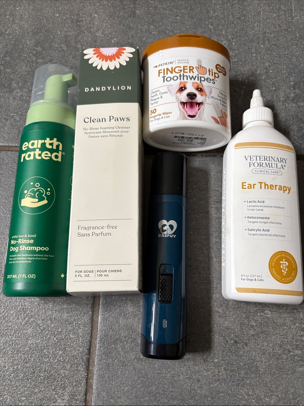 Earth Rated No-Rinse Dog Shampoo + Pet Care Bundle